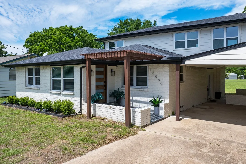 16030 Saint Paul Drive Caney City, TX 75148