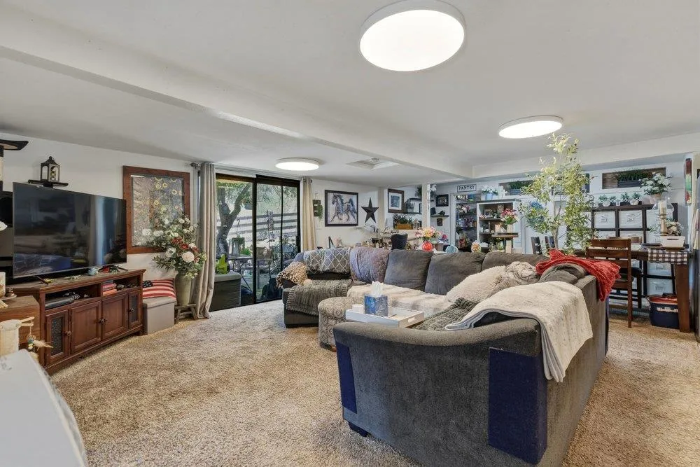 31341 Airline Highway Paicines, CA 95043