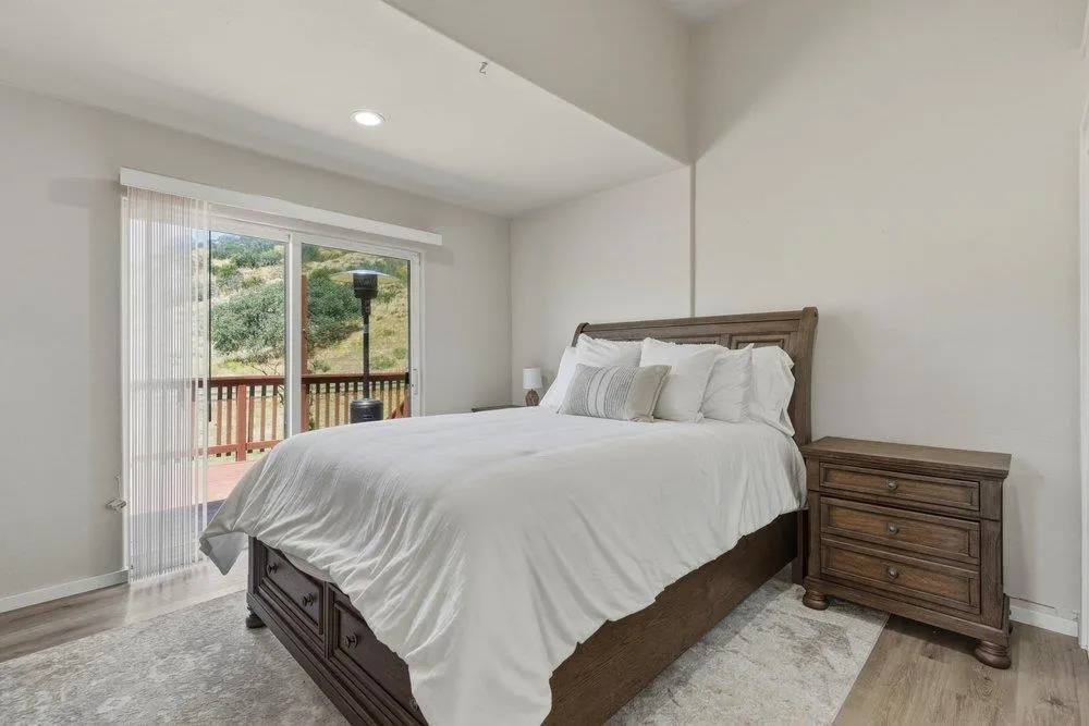 31341 Airline Highway Paicines, CA 95043