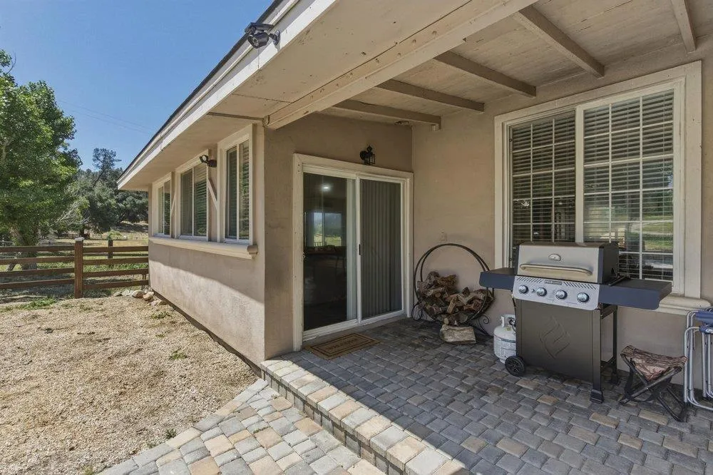 31341 Airline Highway Paicines, CA 95043