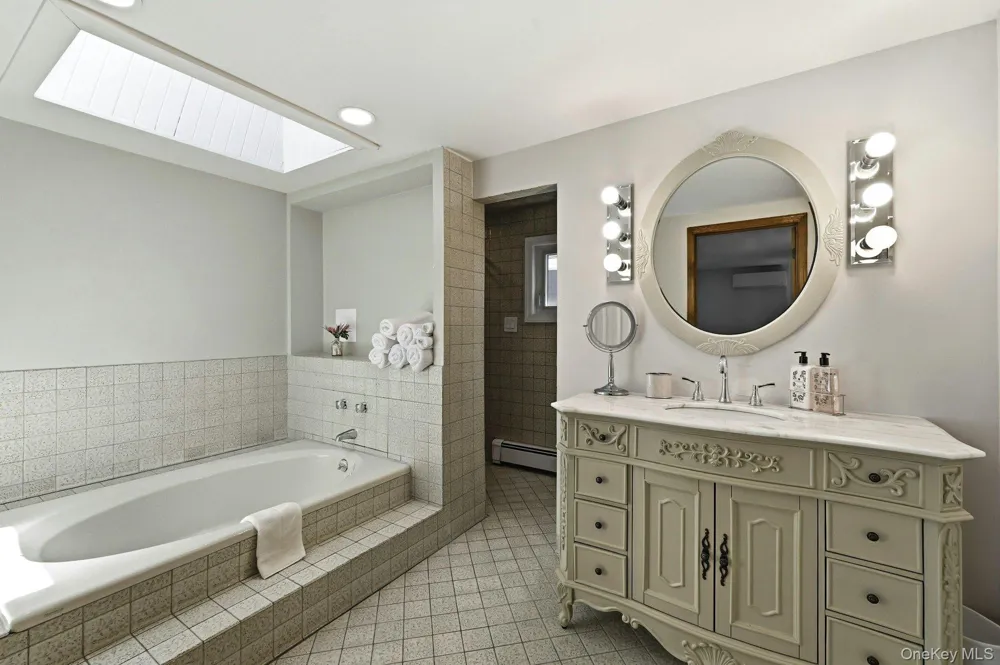19 Hillside Avenue Northport, NY 11768
