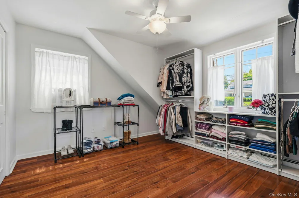 19 Hillside Avenue Northport, NY 11768