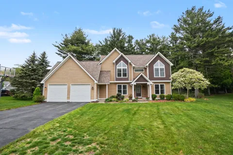 205 Woodlark Court