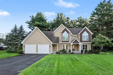 205 Woodlark Court