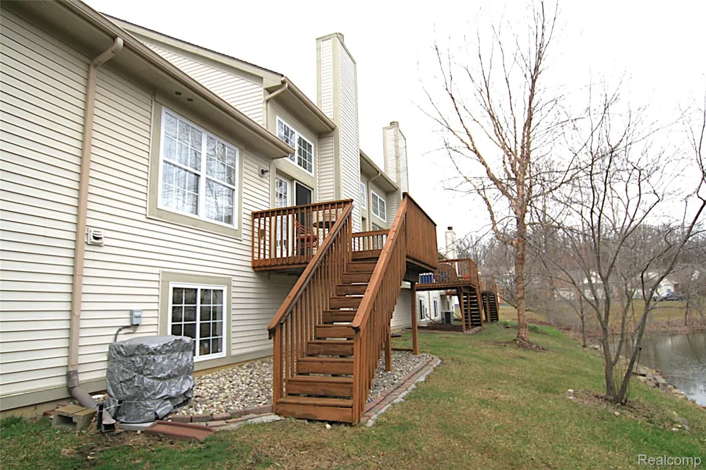 5942 Augusta Lane Holly Township, MI 48439