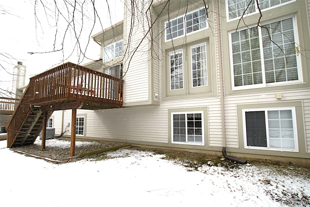 5942 Augusta Lane Holly Township, MI 48439