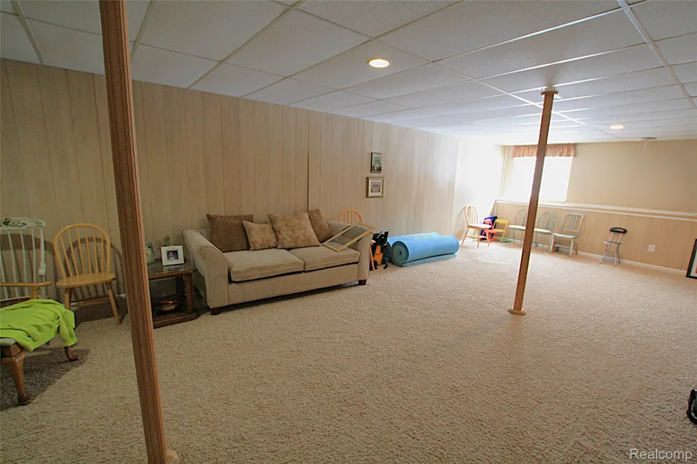 5942 Augusta Lane Holly Township, MI 48439