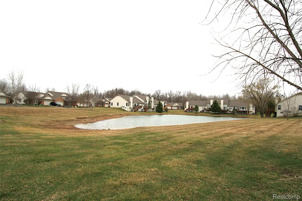 5942 Augusta Lane Holly Township, MI 48439