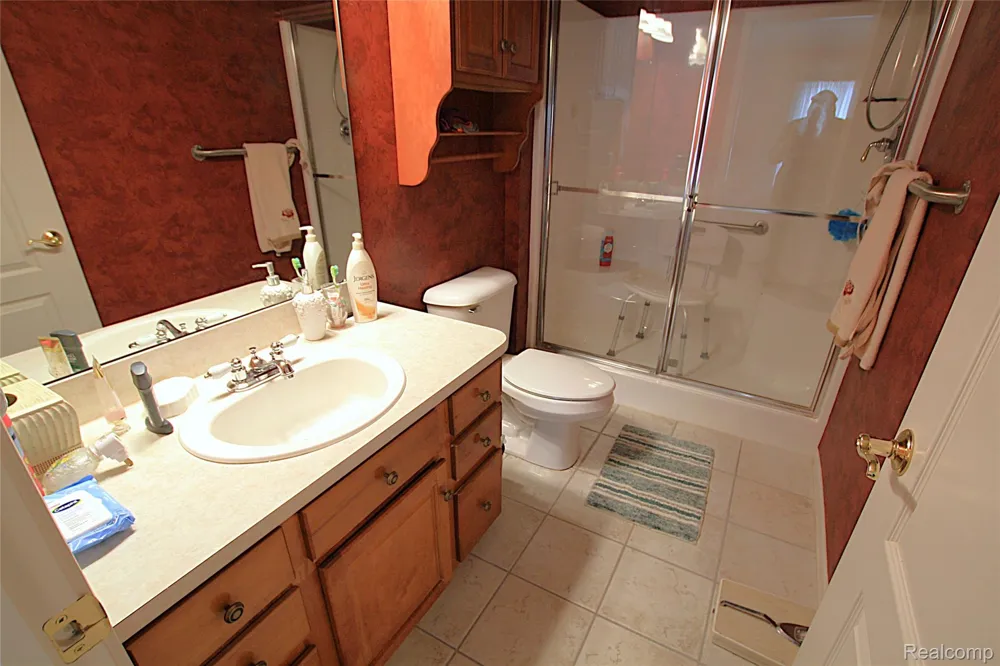 5942 Augusta Lane Holly Township, MI 48439