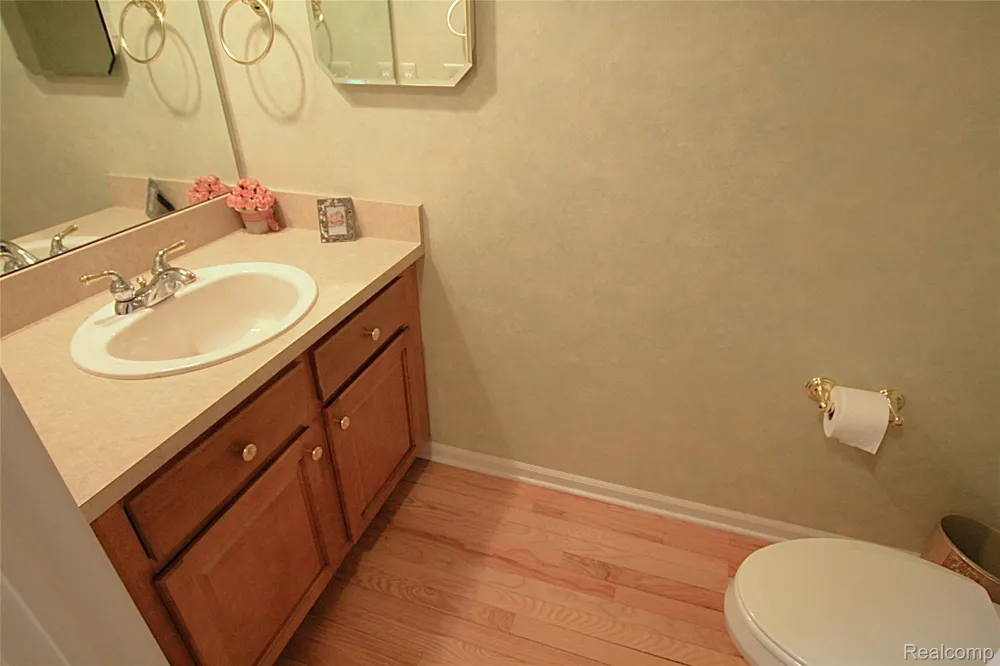 5942 Augusta Lane Holly Township, MI 48439