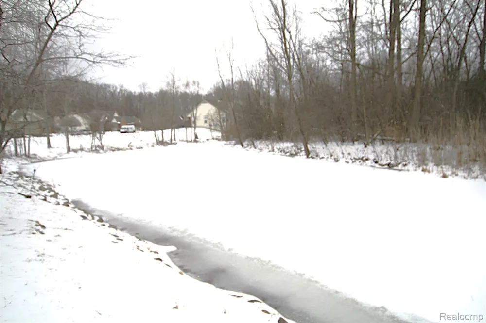 5942 Augusta Lane Holly Township, MI 48439