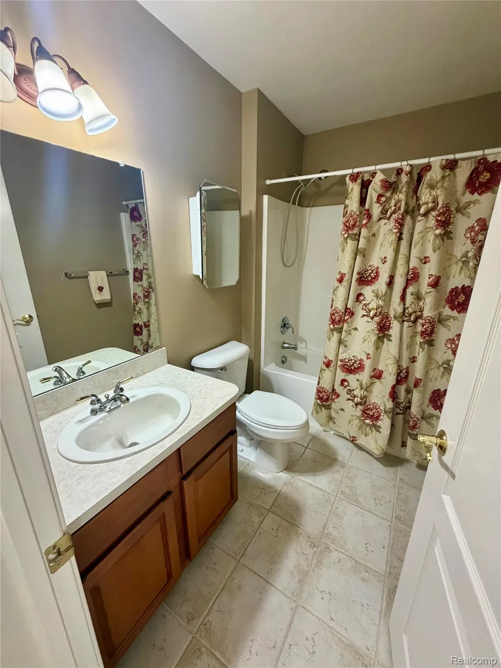 5942 Augusta Lane Holly Township, MI 48439
