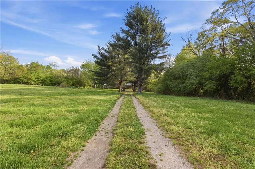 6668 Belton Bridge Road Lula, GA 30554
