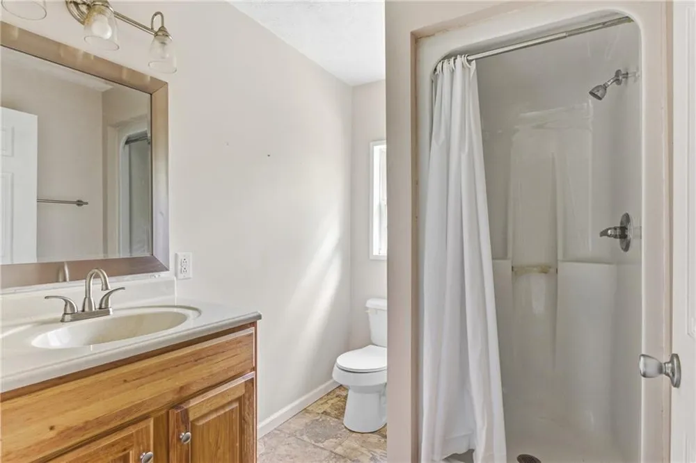 6668 Belton Bridge Road Lula, GA 30554