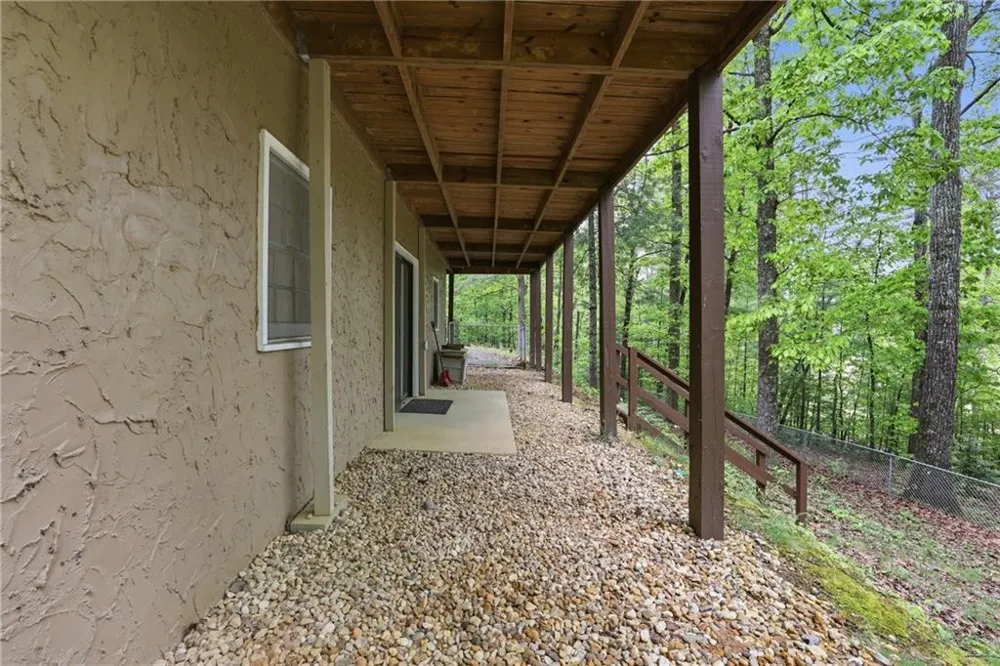 15 Mississippi Lane Tiger, GA 30576