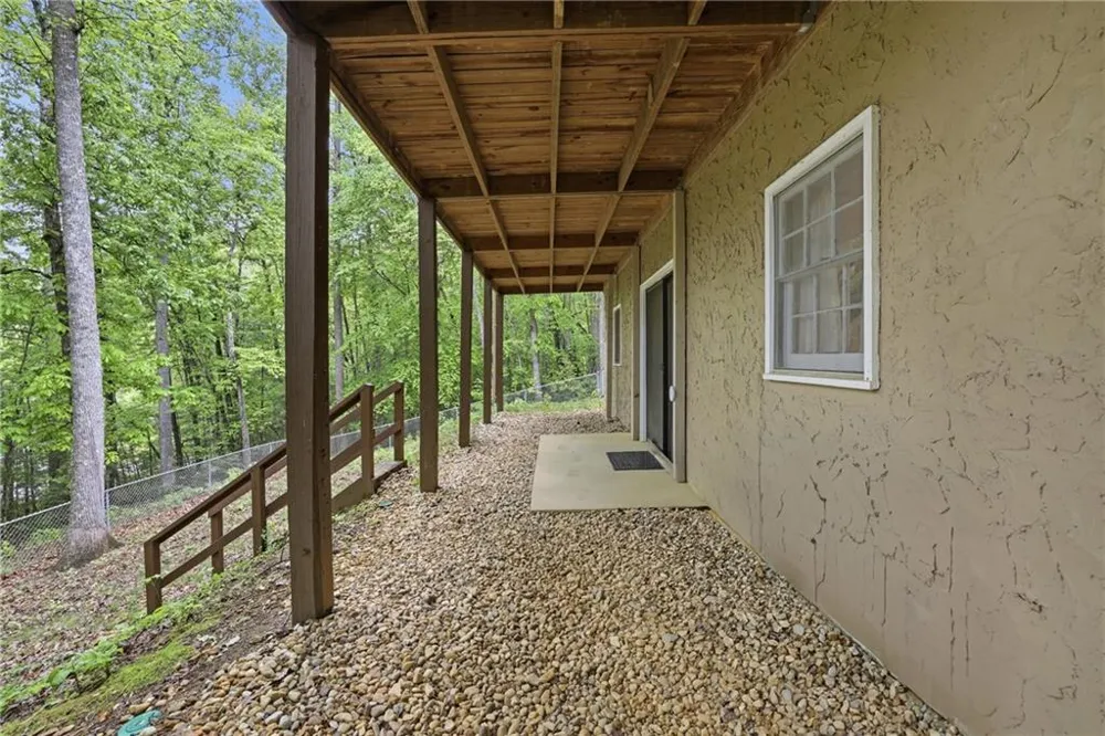 15 Mississippi Lane Tiger, GA 30576