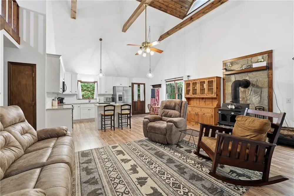 15 Mississippi Lane Tiger, GA 30576