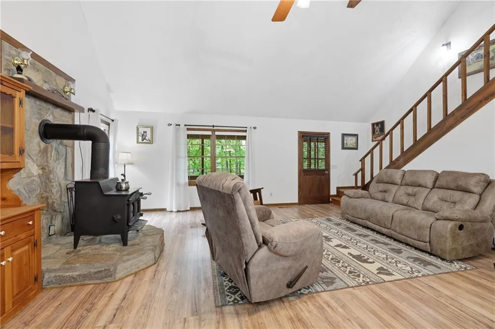 15 Mississippi Lane Tiger, GA 30576