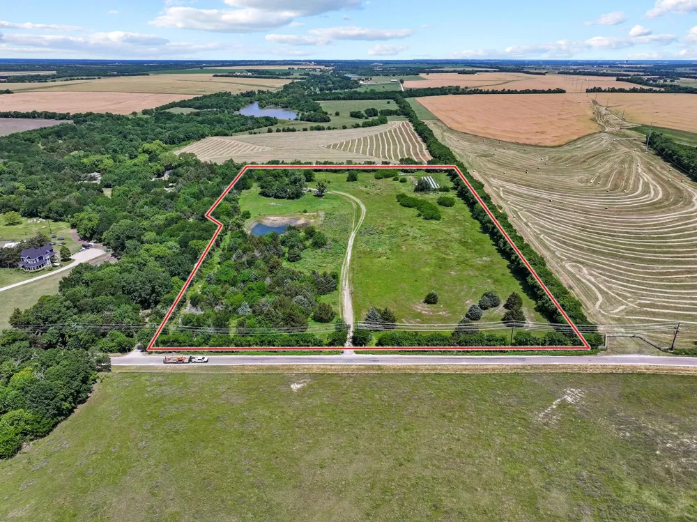 747 Vineyard Road Gunter, TX 75058