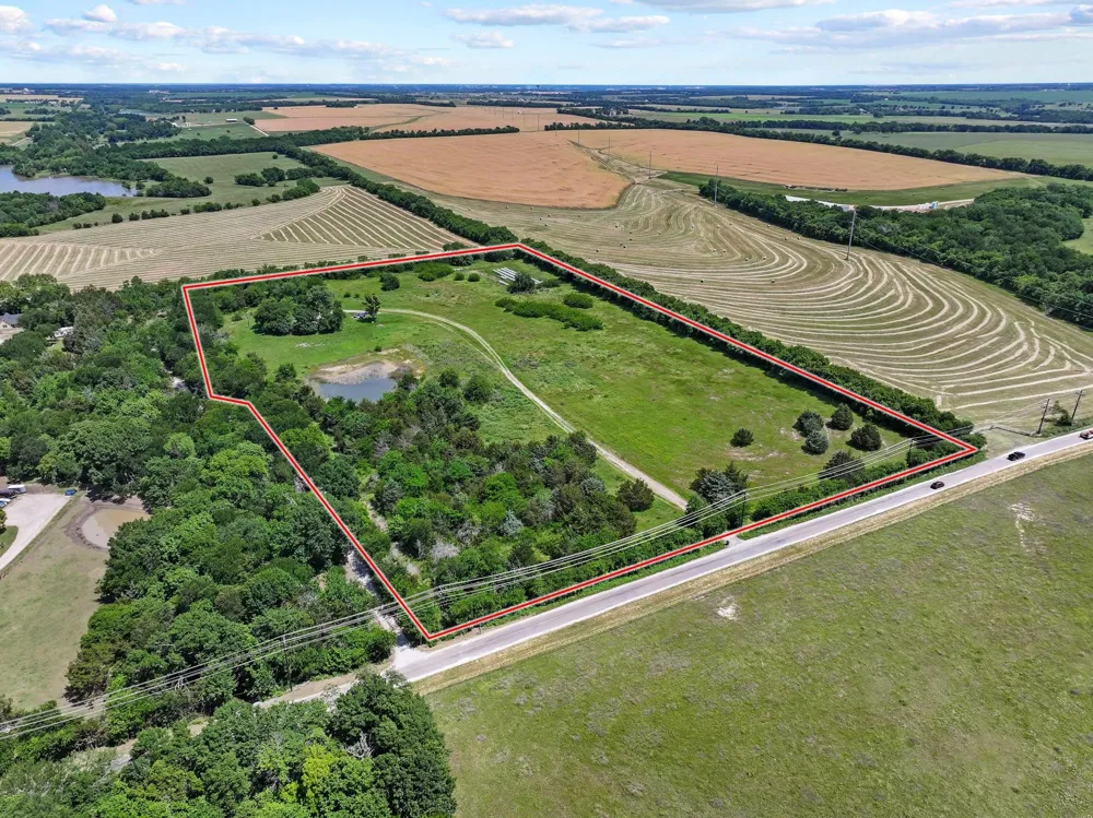 747 Vineyard Road Gunter, TX 75058