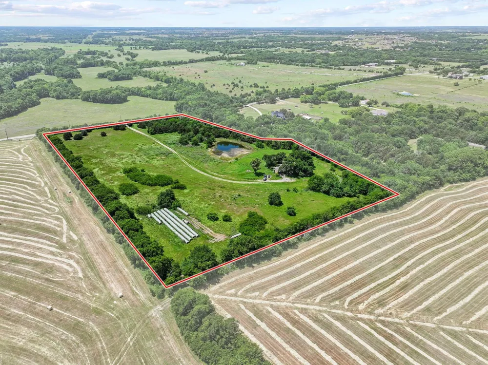 747 Vineyard Road Gunter, TX 75058