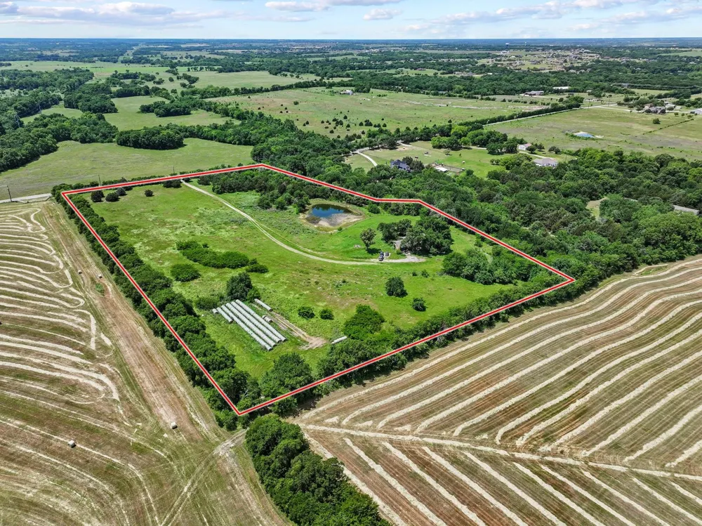 747 Vineyard Road Gunter, TX 75058