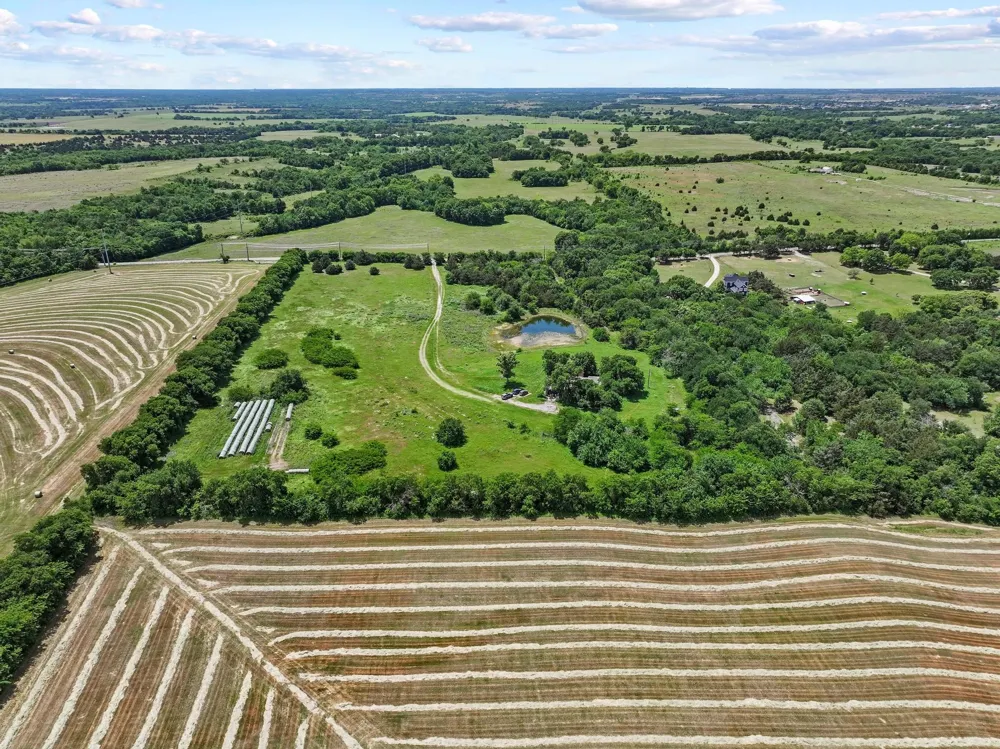 747 Vineyard Road Gunter, TX 75058