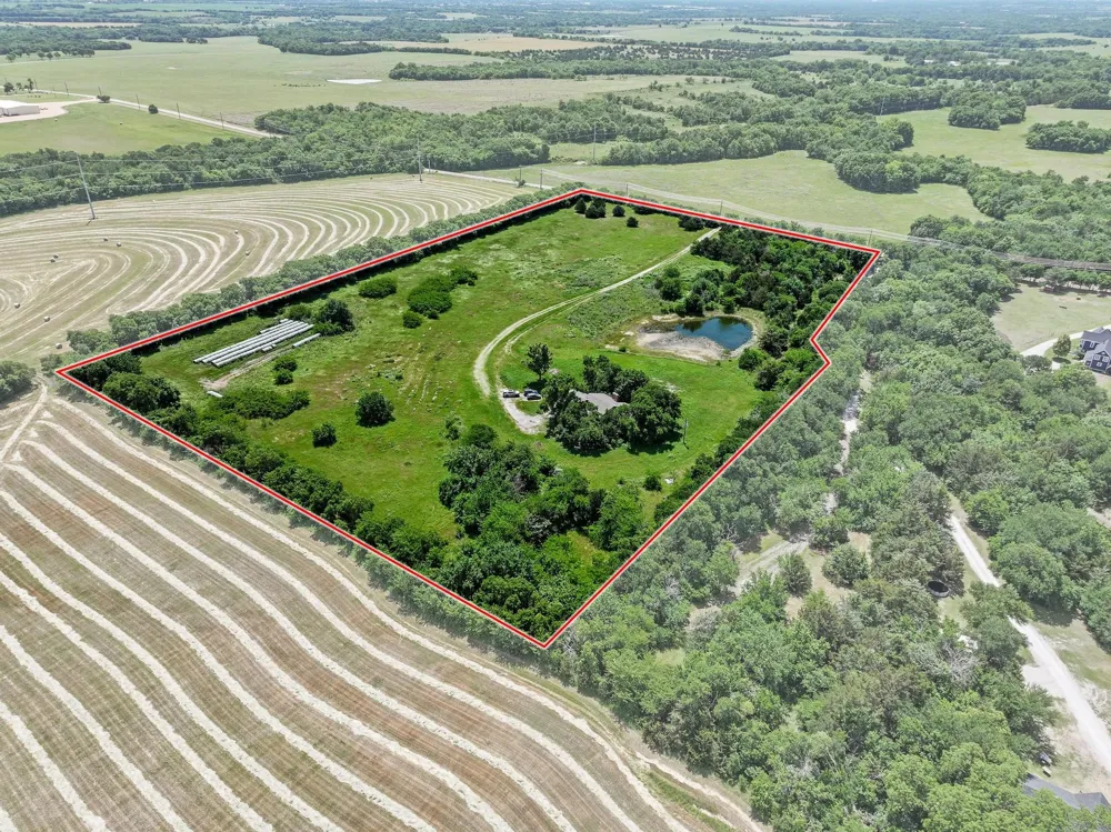 747 Vineyard Road Gunter, TX 75058