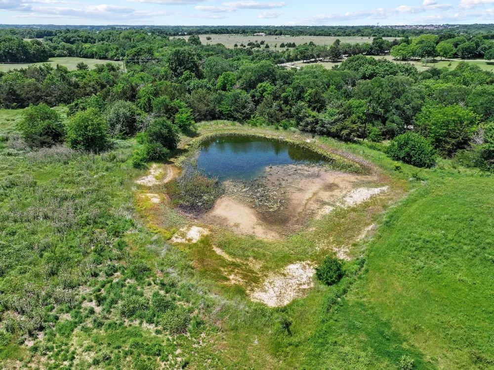 747 Vineyard Road Gunter, TX 75058