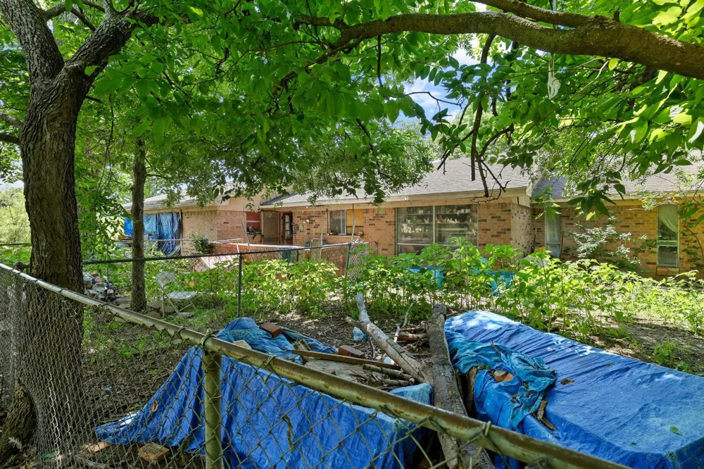 747 Vineyard Road Gunter, TX 75058