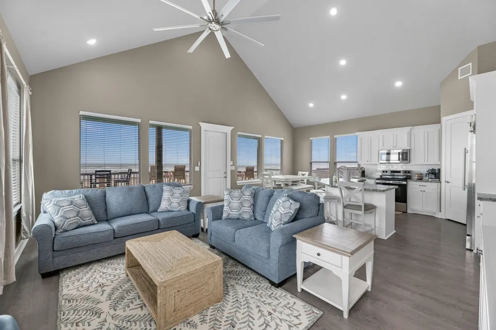 4723 Bluewater Drive Freeport, TX 77541