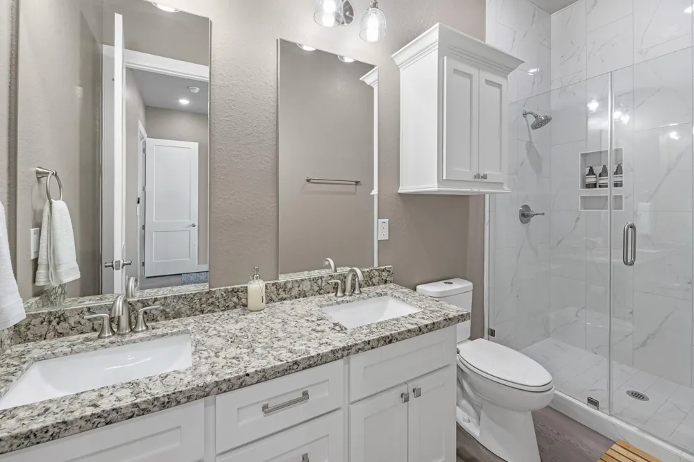 4723 Bluewater Drive Freeport, TX 77541