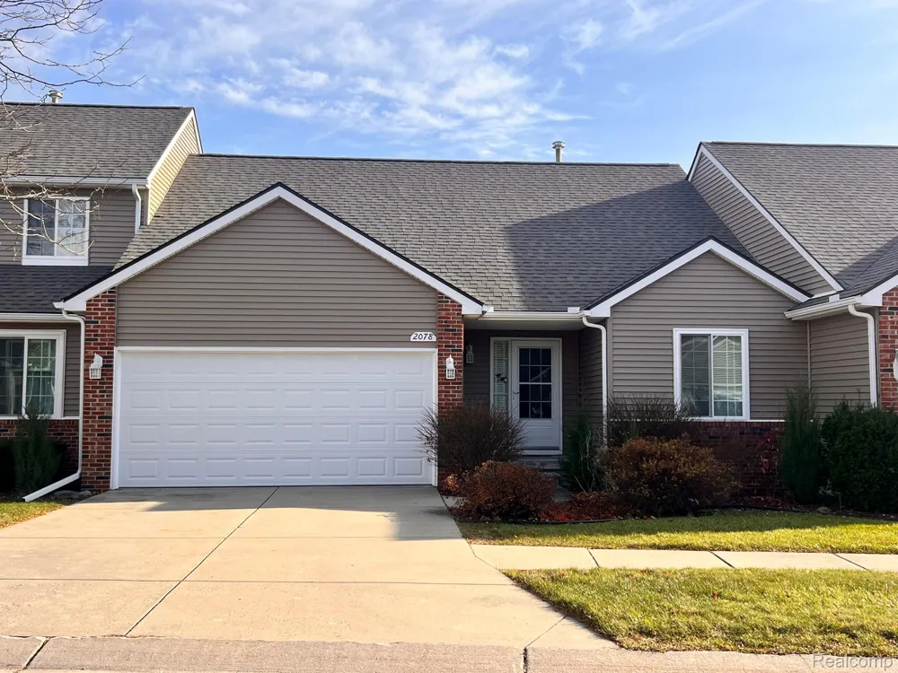 2078 W Ridge Drive #21 Davison City, MI 48423