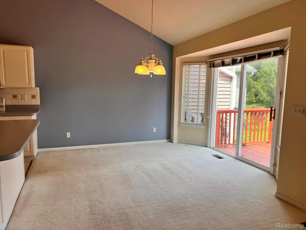 2078 W Ridge Drive #21 Davison City, MI 48423