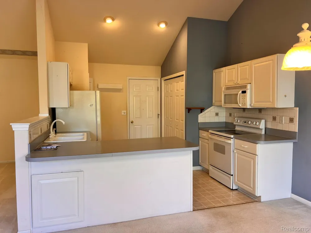 2078 W Ridge Drive #21 Davison City, MI 48423