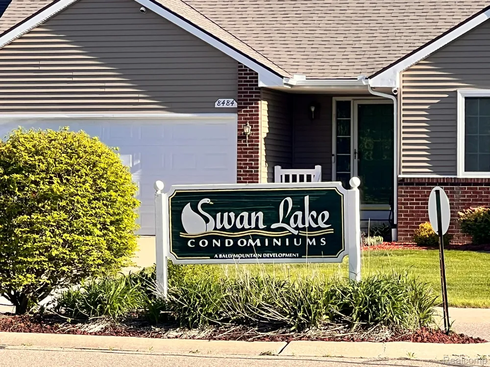 2078 W Ridge Drive #21 Davison City, MI 48423