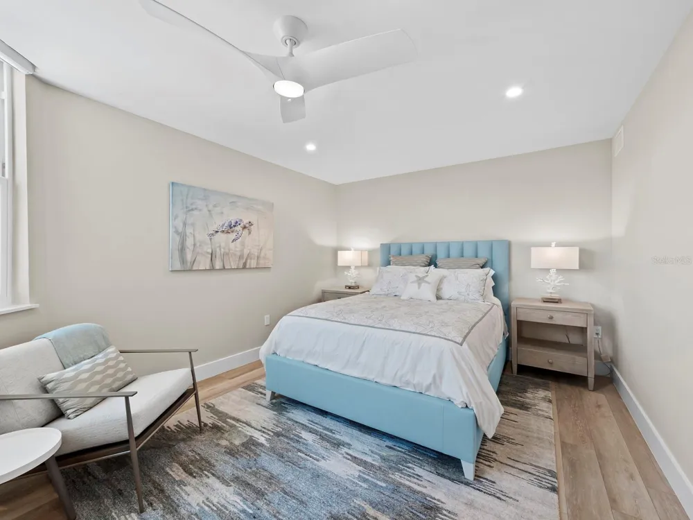1050 LONGBOAT CLUB ROAD #903 Longboat Key, FL 34228