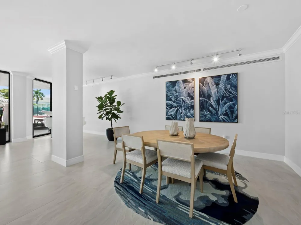 1050 LONGBOAT CLUB ROAD #903 Longboat Key, FL 34228