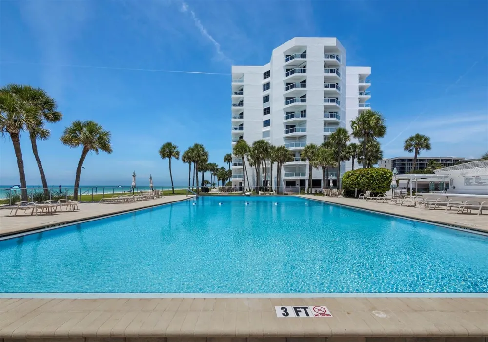 1050 LONGBOAT CLUB ROAD #903 Longboat Key, FL 34228