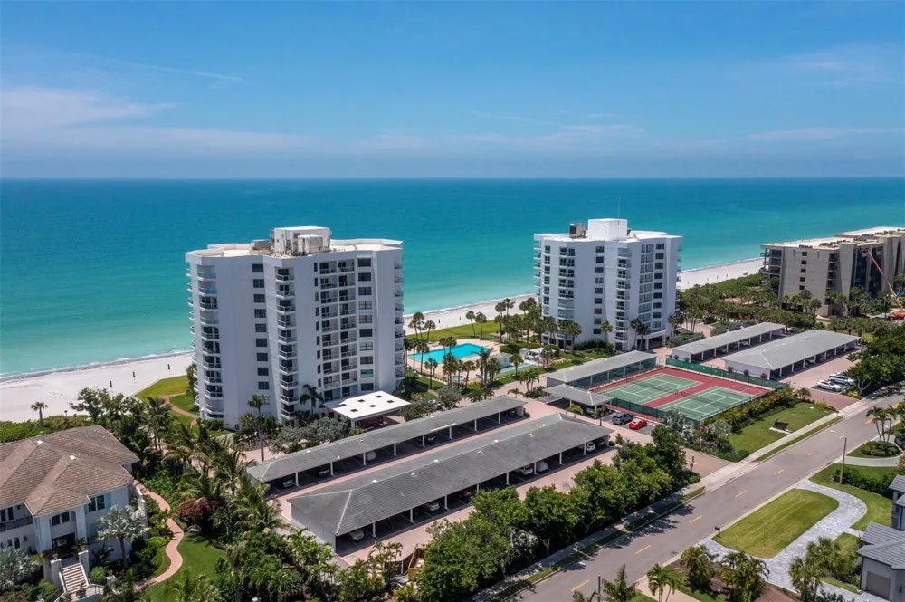 1050 LONGBOAT CLUB ROAD #903 Longboat Key, FL 34228