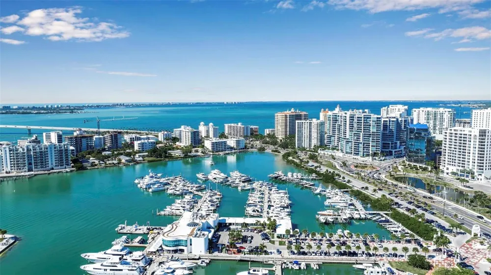 1050 LONGBOAT CLUB ROAD #903 Longboat Key, FL 34228