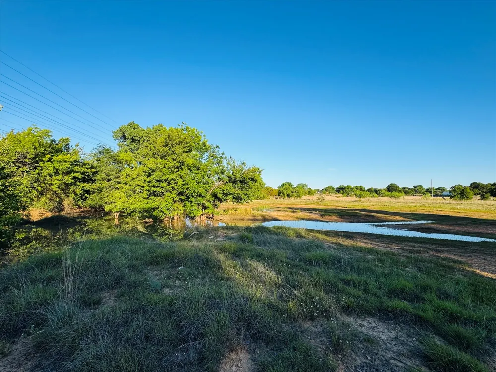318 County Road 127 Clyde, TX 79510