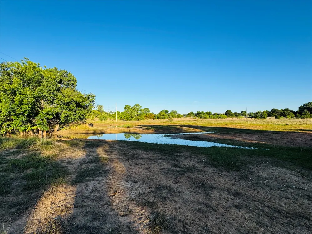 318 County Road 127 Clyde, TX 79510