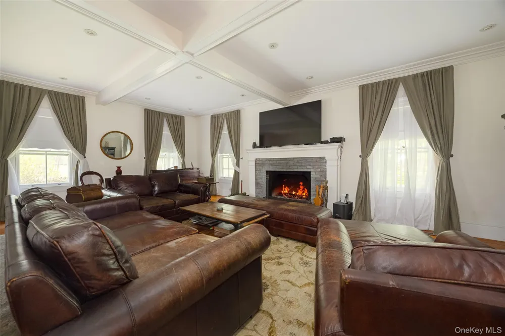 5548 Route 82 Clinton Corners, NY 12514