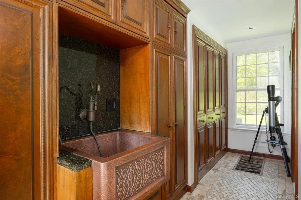 5548 Route 82 Clinton Corners, NY 12514