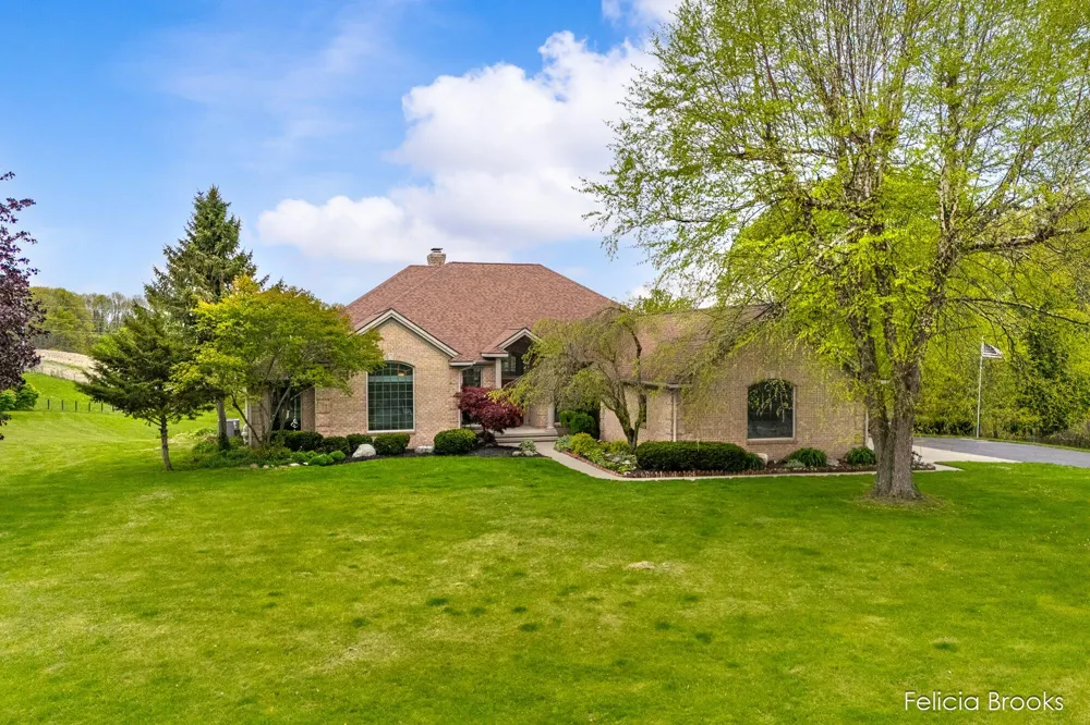 275 W Brogan Road Hastings, MI 49058