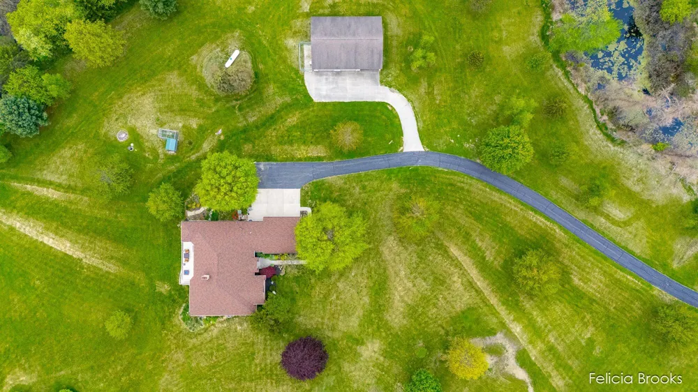 275 W Brogan Road Hastings, MI 49058