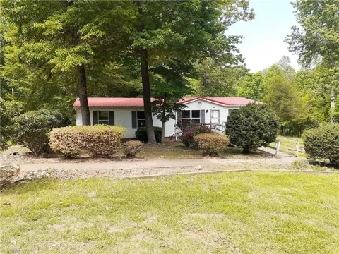 142 Hope Lane