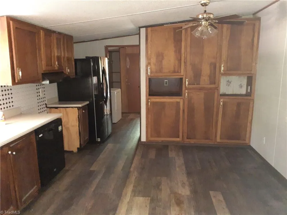 142 Hope Lane Mocksville, NC 27028