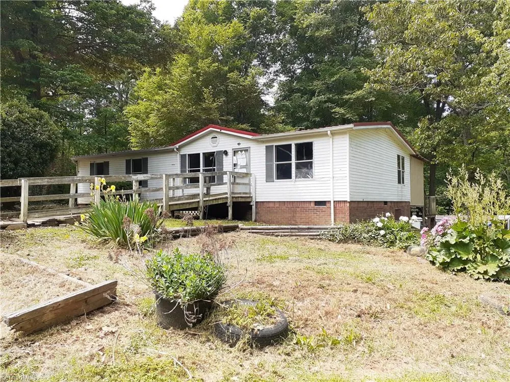142 Hope Lane Mocksville, NC 27028